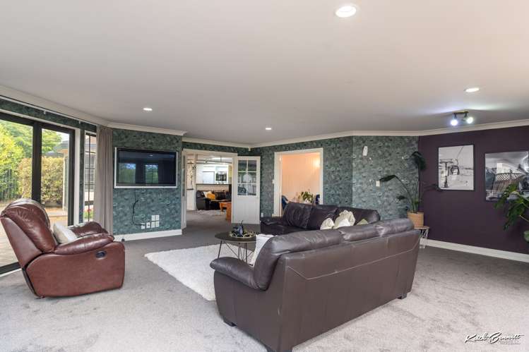 29 Clearwater Terrace Brown Owl_9