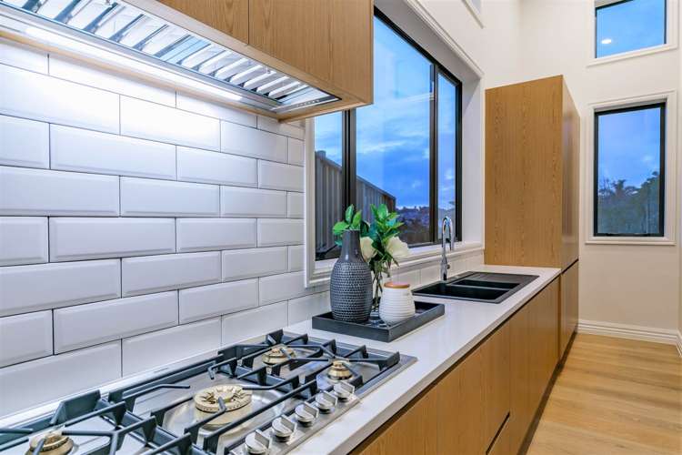 11 May Potter Close Oteha_9