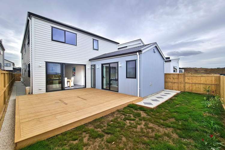 25 Ascent Street Flat Bush_26