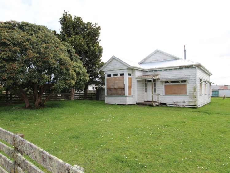 90 Huxley Street Pahiatua_13