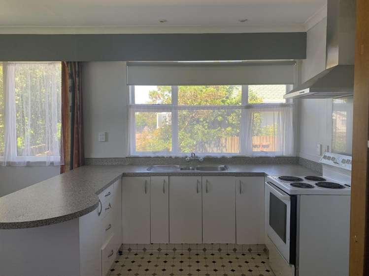 14 Ruapehu Street 1200_2