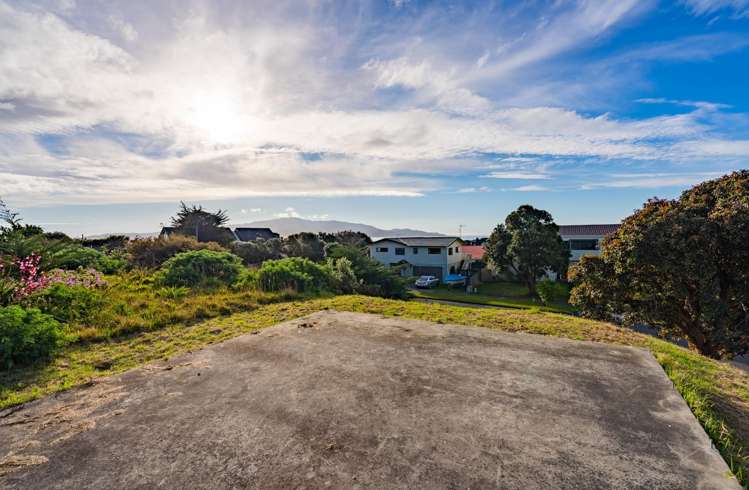 39 Hicks Crescent Waikanae Beach_3