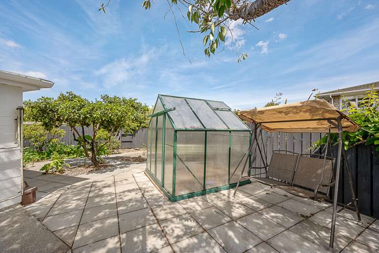 2 Ruthken Crescent Springlands_21