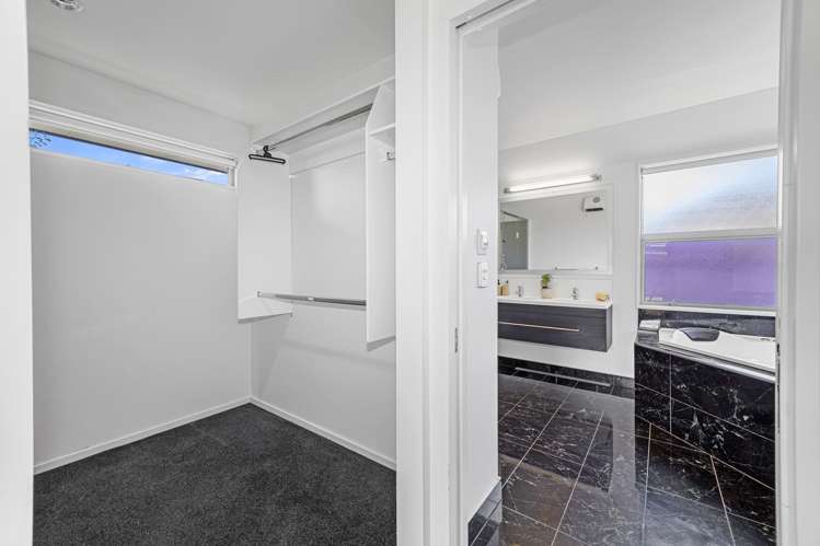 11 Handley Crescent Wigram_13