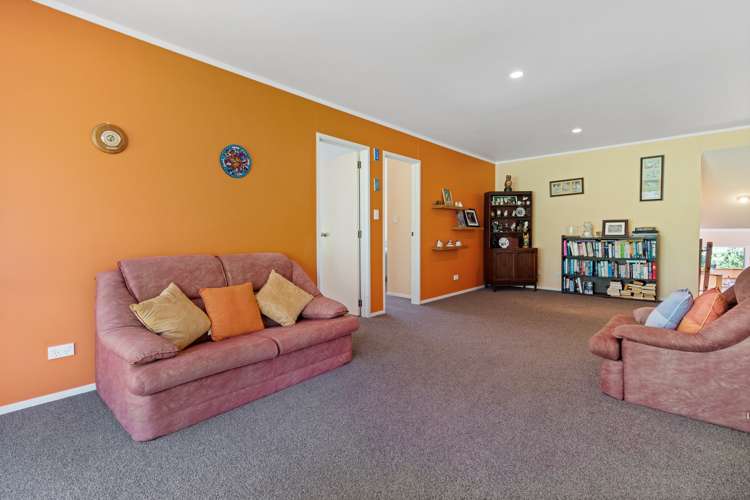 44 Springwater Thames_13