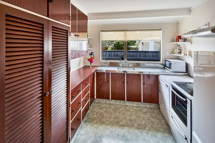 19b Totara Crescent Woburn_8