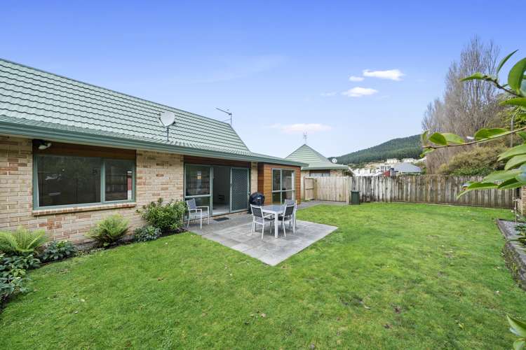 63/42 Main Road Tawa_15