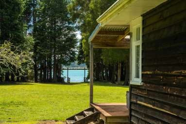 1 Nydia Bay_1