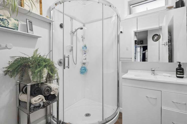 6 Geddes Street Green Island_10