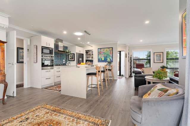 8 Austin Reid Avenue Carterton_2