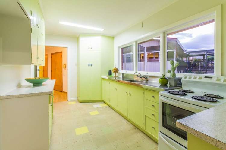 20 Jaemont Avenue Te Atatu South_11