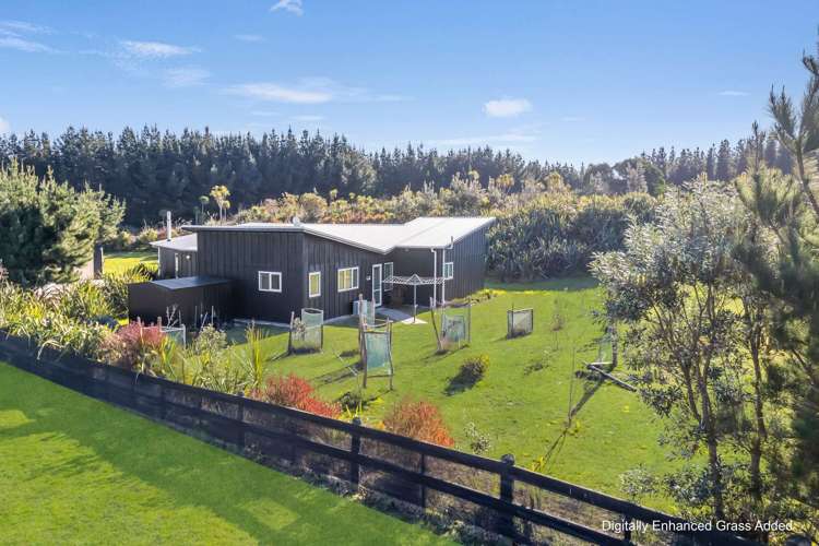 3 Mowhia Grove Waitarere Beach_33