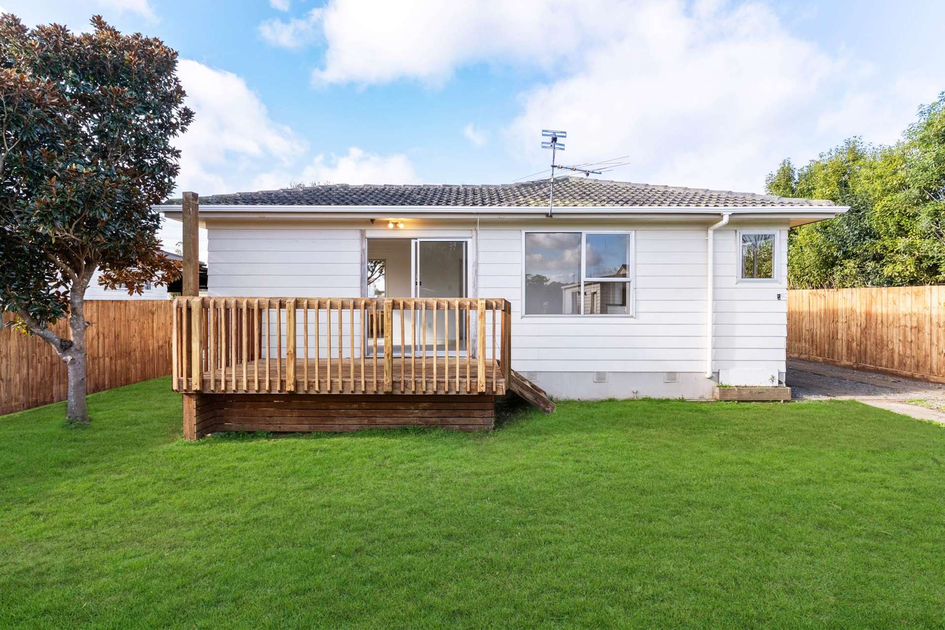 315 Swanson Road Ranui_0