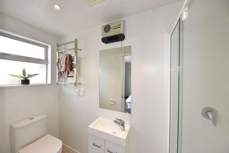 1/24 Dickens Street Addington_9