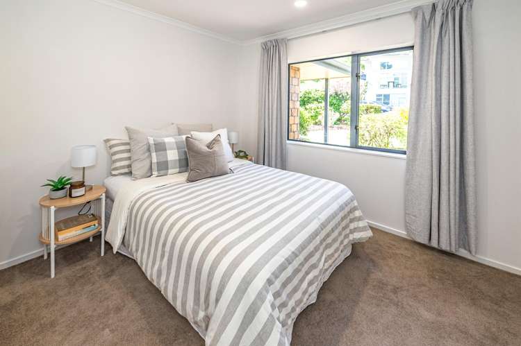 7 Sandy Lane Otamatea_17