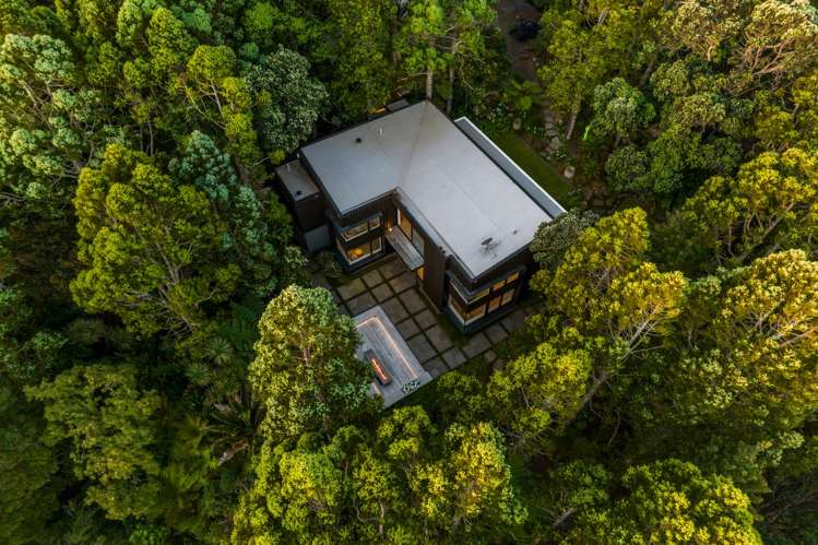 34 Arapito Road Titirangi_5