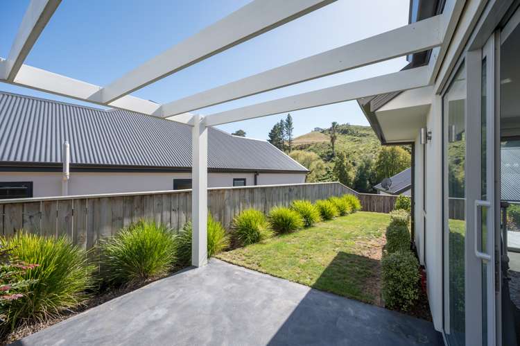 10 Waterson Lane Stoke_17