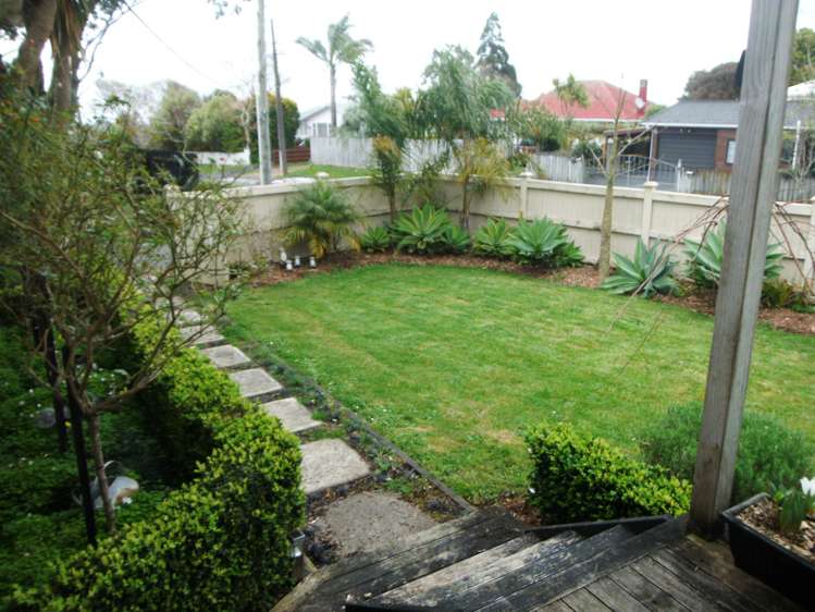 2 Taupo Street Green Bay_1
