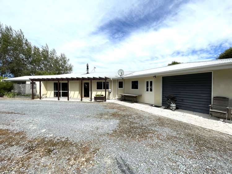 205 Sunflower Road Balclutha_19