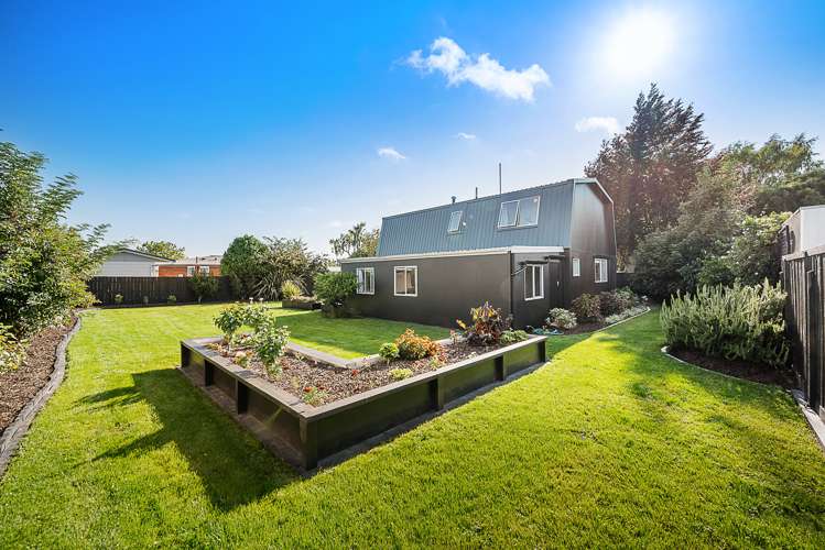 4a Cricklewood Lane Springlands_25