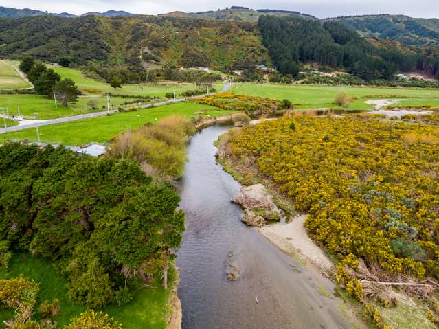 828 Coast Road Wainuiomata Coast_4