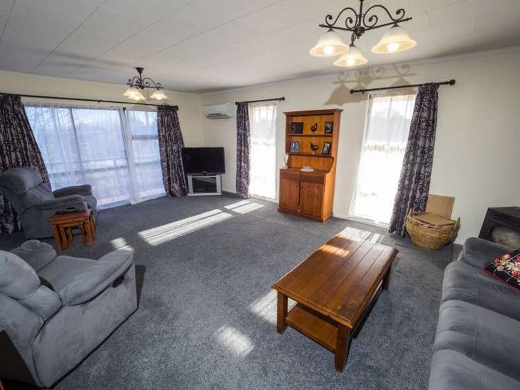 34 Alford Forest Road Allenton_2