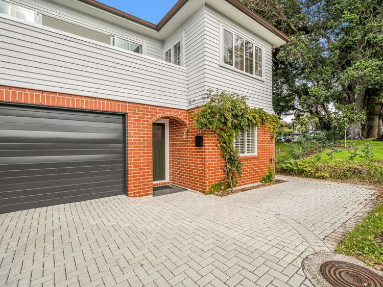 62L Grace Road_5