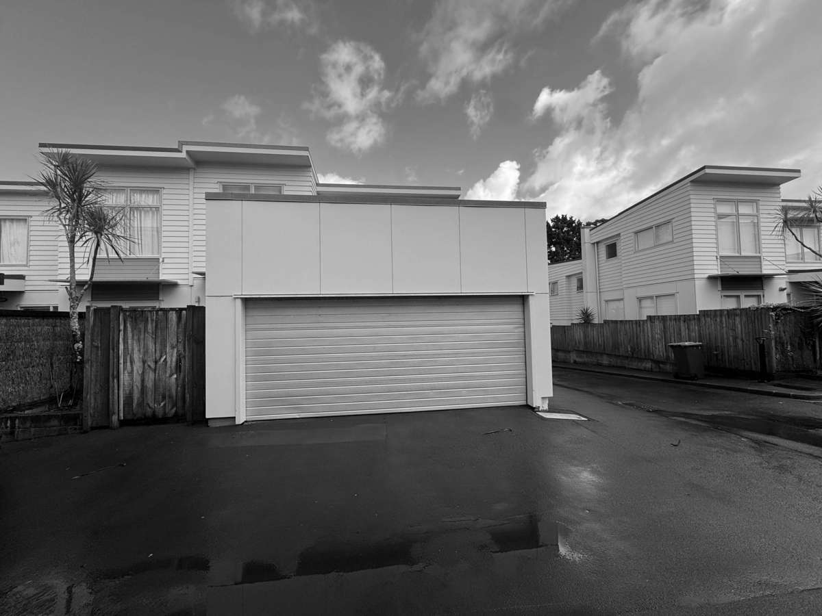 42/3 Wagener Place_0