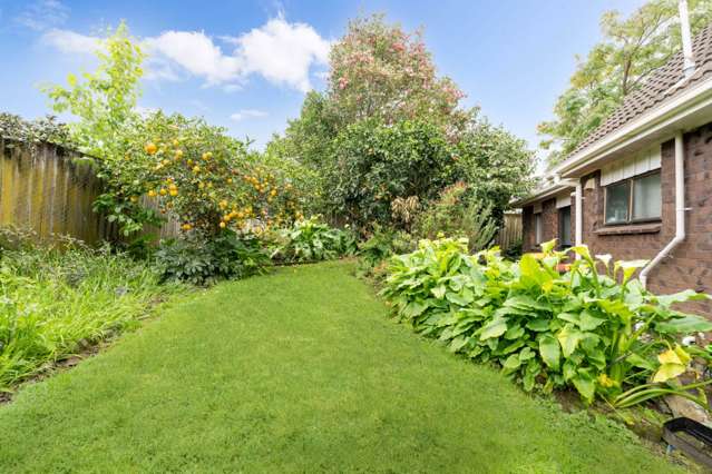 2 Yarra Place Botany Downs_4