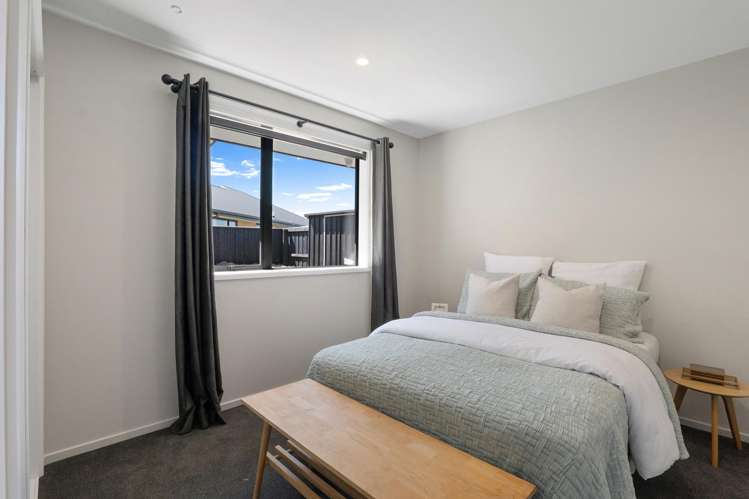 35 Craig Thompson Drive Lincoln_11