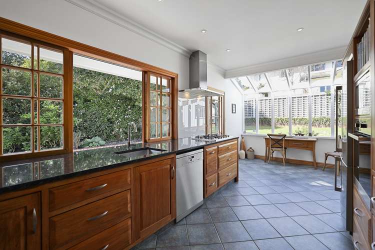 84 Pendarves Street New Plymouth Central_5