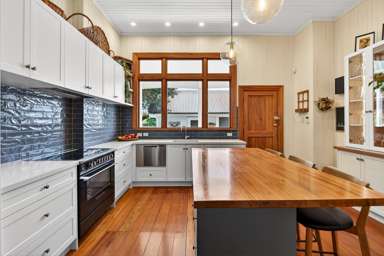 503 King Street South_4