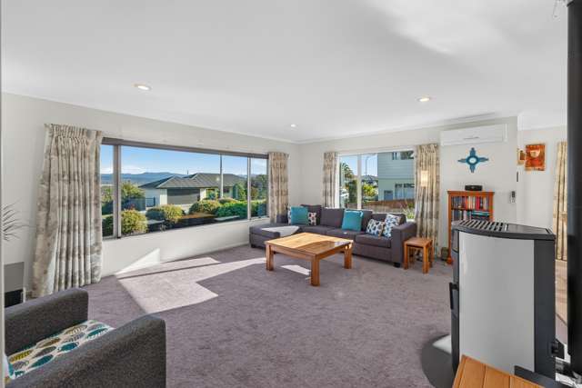 31 Olympus Way Richmond_4