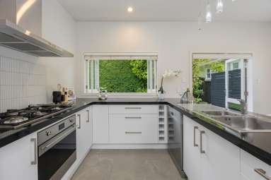 22 Standen Avenue_3