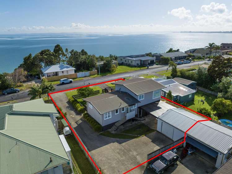 11 Crispe Road Clarks Beach_15