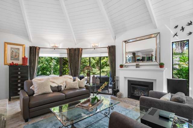 19 Atarua Gardens Waiatarua_2