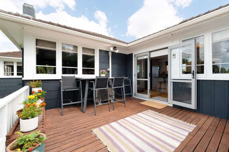 9 Wall Street Nawton_14