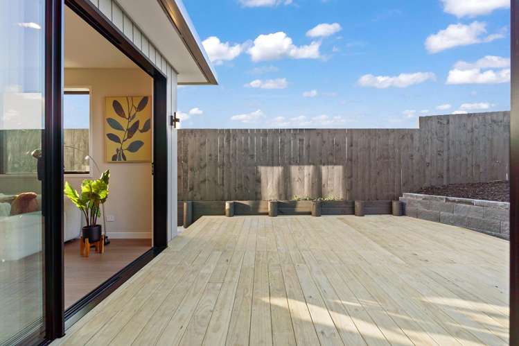98 Huanui Drive Orewa_26