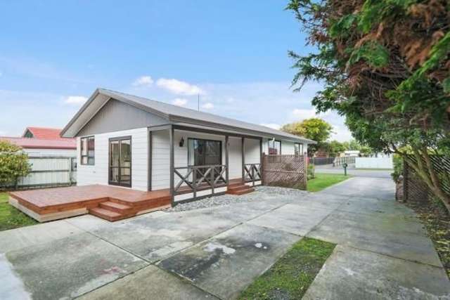 11 Saint Lukes Street Woolston_1