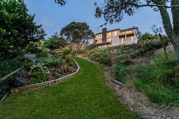 462 Redoubt Road Flat Bush_16