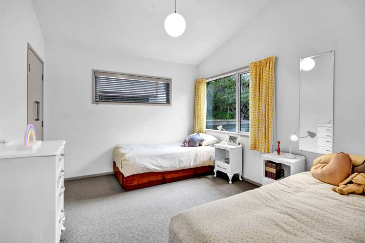 12 Leatham Avenue Strandon_15