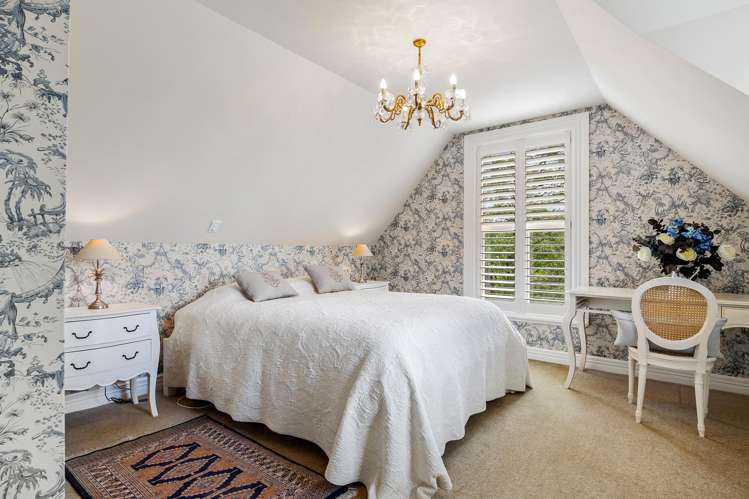 211 Summerhill Road Cust_20