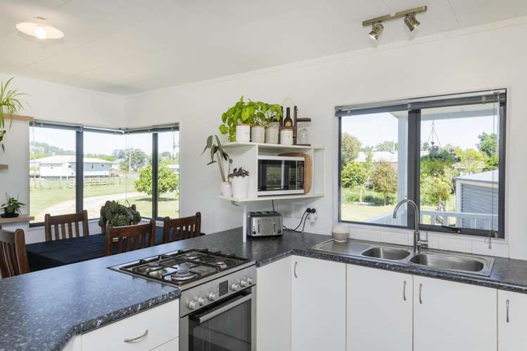 37 Branson Road Waipaoa_3