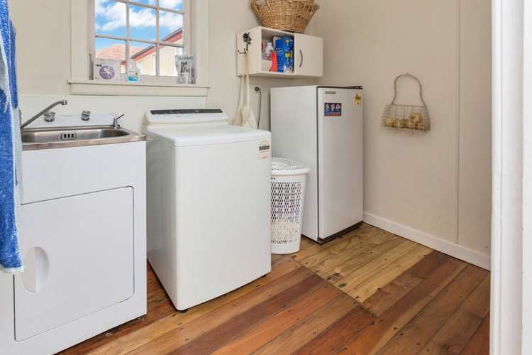 5a Lupton Avenue Kensington_14