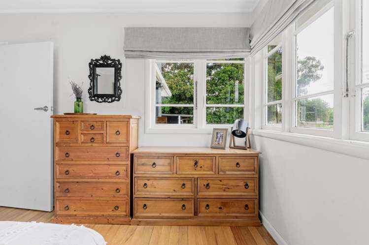 9 Wall Street Nawton_8