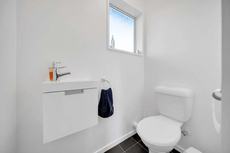 11 Bowen Street Te Anau_11