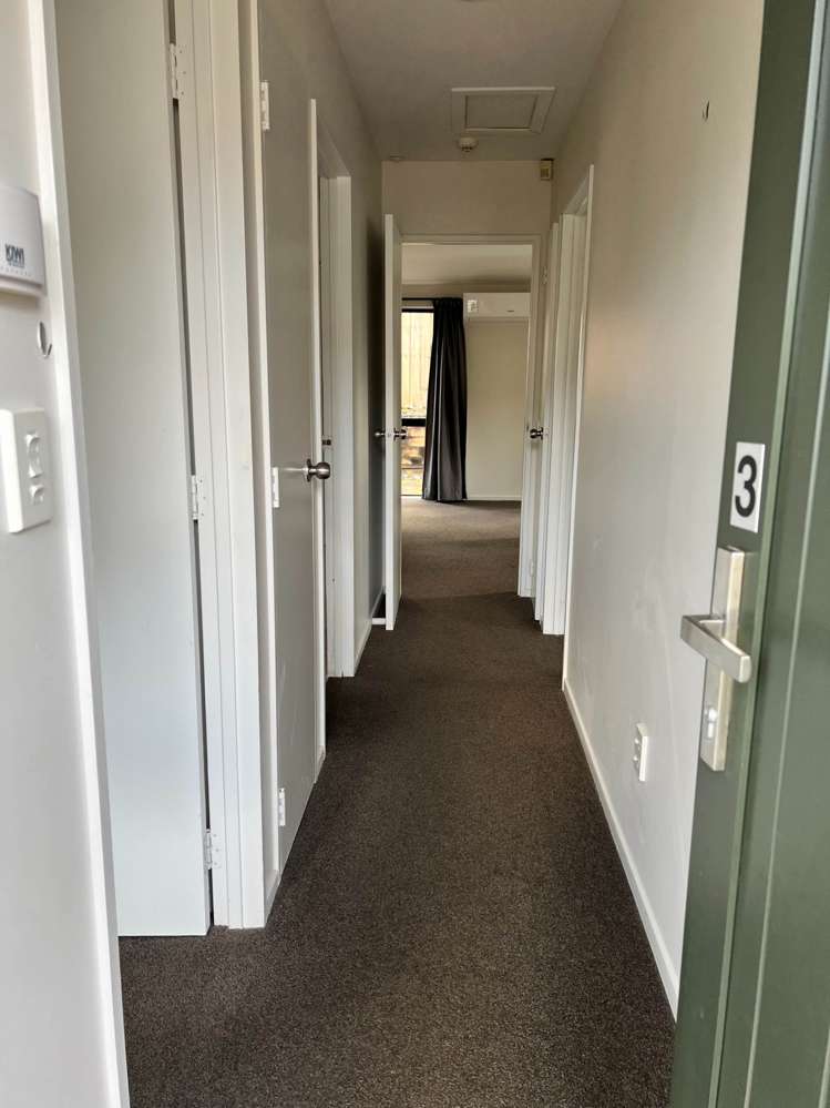 3/36 John Jennings Drive Oteha_3