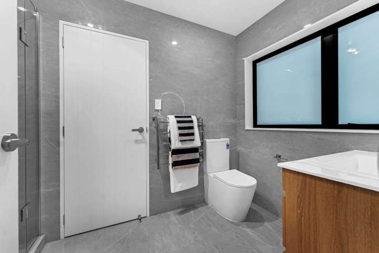 9A Lawson Creek Street Massey_23