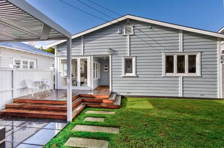 16 Formby Avenue Point Chevalier_0