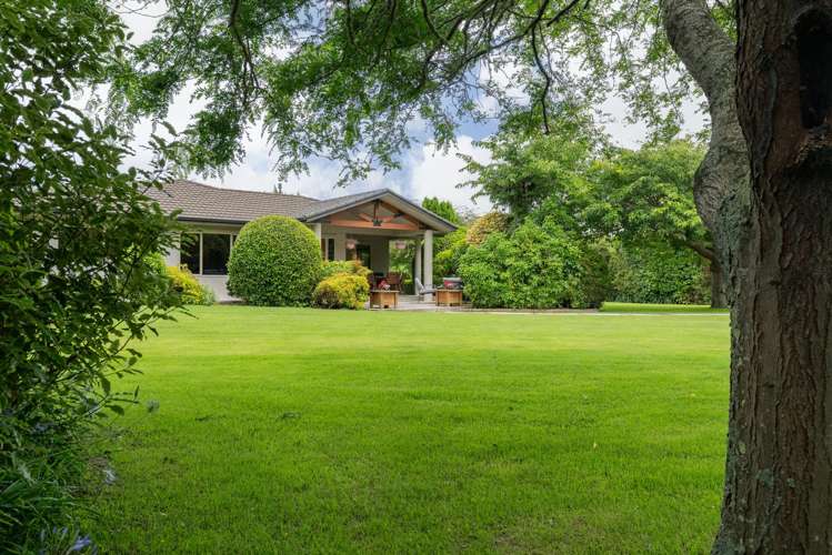 64 Lea Grove Levin_3